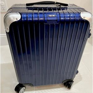 Rimowa 22 inches Limbo international carry-on